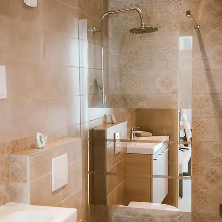 Apartment Marselan - Du Mas Des Jeux Saint-Laurent-dʼAigouze